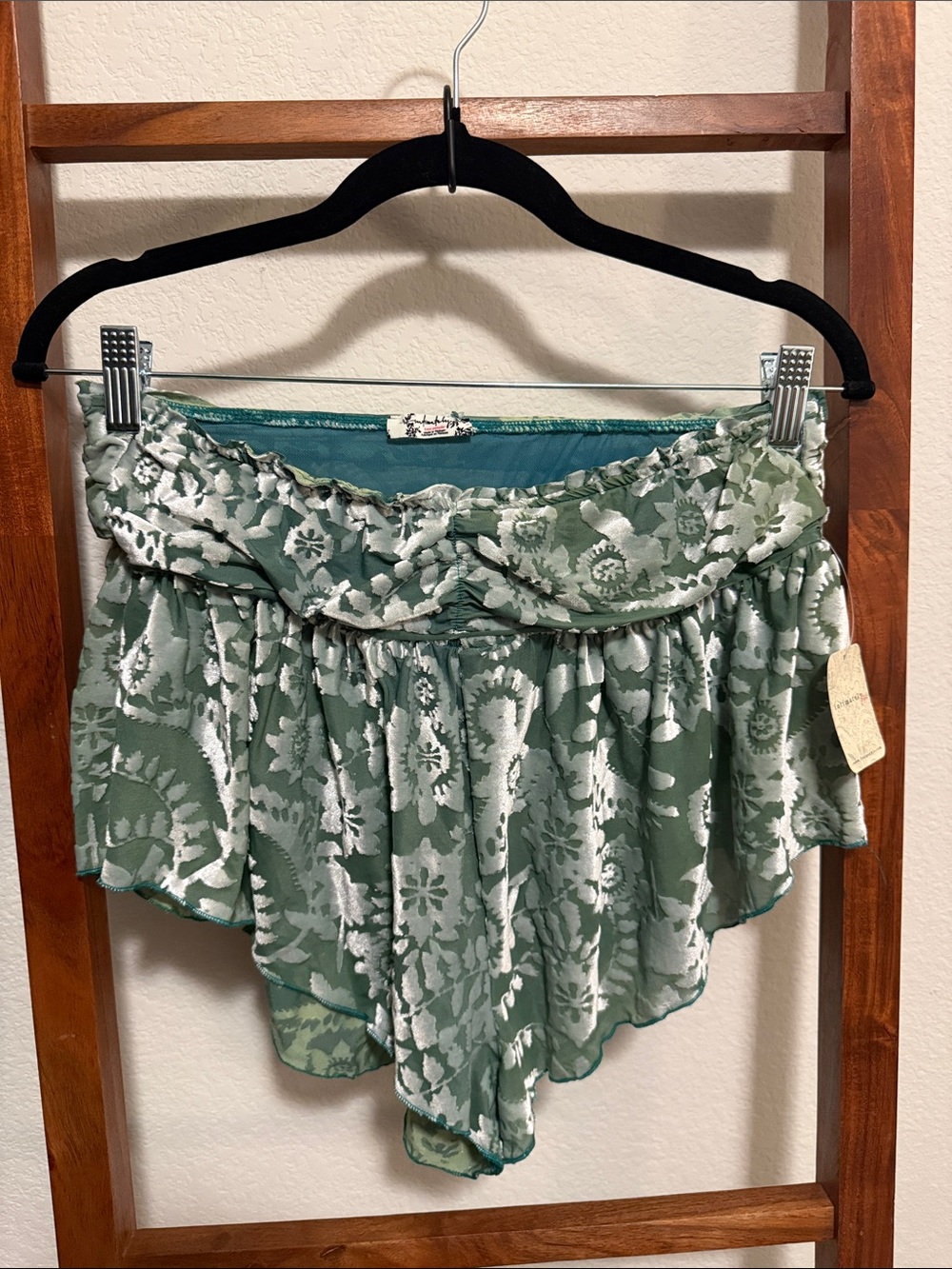Intimately by Free People Snow Angel Micro Lounge Shorts in Pine Green Velvet L